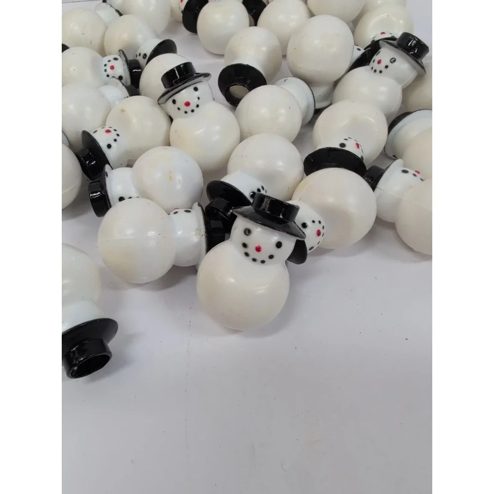 Lot of 39‎ Vintage Celluoid/Plastic Snowmen Blow Mold Christmas Light Covers.